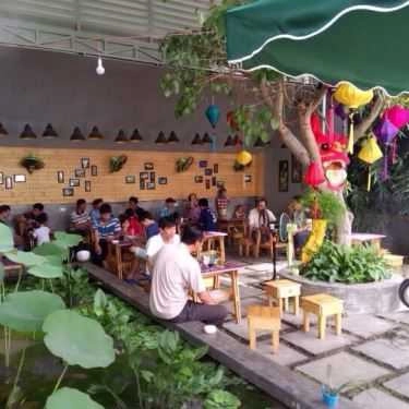 Không gian- Hoa Sim Tím Cafe