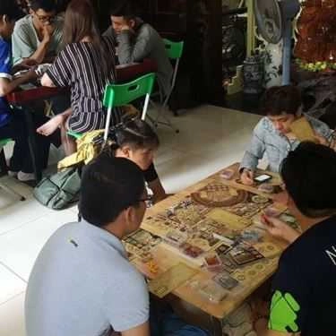 Tổng hợp- Cafe Hoàng Nga - Trà Sữa & Board Game