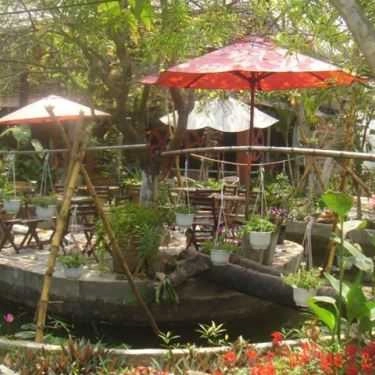 Không gian- Hội Quán Cafe - Làng Đại Học