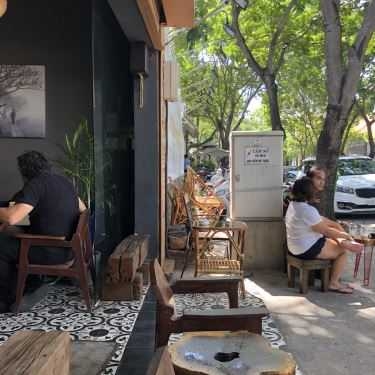 Không gian- Hue Cafe Roastery