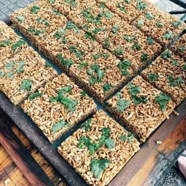 Món ăn- Ăn vặt Hùng Ký - Cốm Ngò Bình Dương