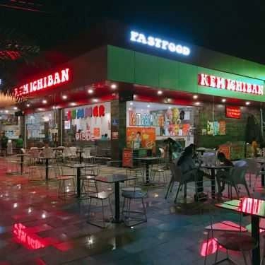 Không gian- Cafe Ichiban - Fastfood & Kem