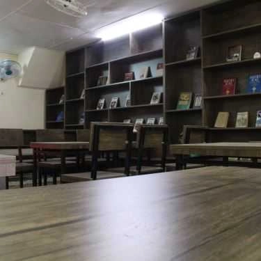 Không gian- Indochina Book Cafe