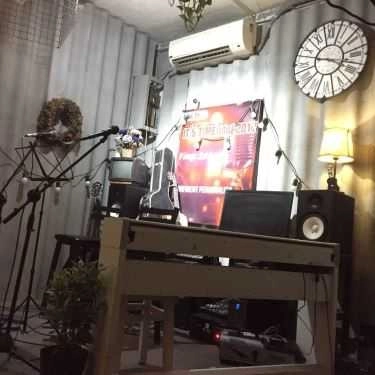 Không gian- IT'S TIME Cafe