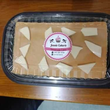 Món ăn- Jennie Cakerie - Bông Lan Trứng Muối Sốt Kim Sa - Shop Online
