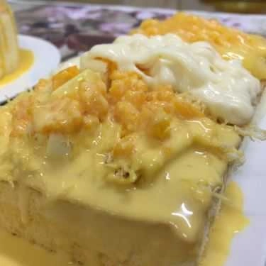 Món ăn- Jennie Cakerie - Bông Lan Trứng Muối Sốt Kim Sa - Shop Online