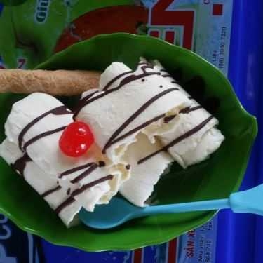 Món ăn- Cafe Kem Cuộn Trái Cây Tươi 15K