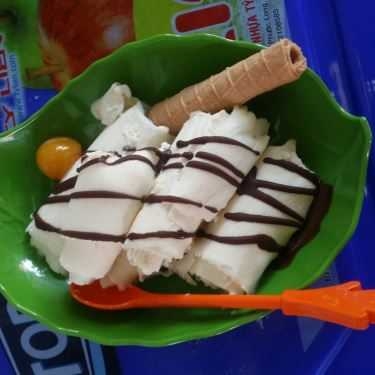 Món ăn- Cafe Kem Cuộn Trái Cây Tươi 15K