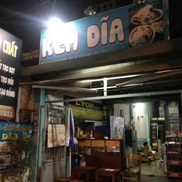 Không gian- Ăn Vặt Kem Dĩa