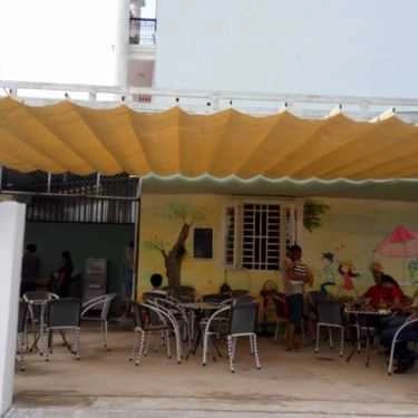 Không gian- Mickey Cafe Kem