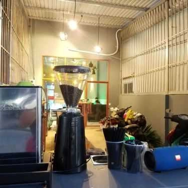 Không gian- Cafe Lạ Espresso Station