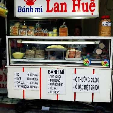 Thực đơn- Ăn vặt Lan Huệ - Bánh Mì Thịt Nướng Pate