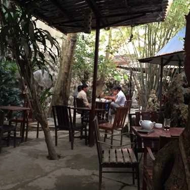 Không gian- Lệ Đá Cafe - Lê Văn Quới