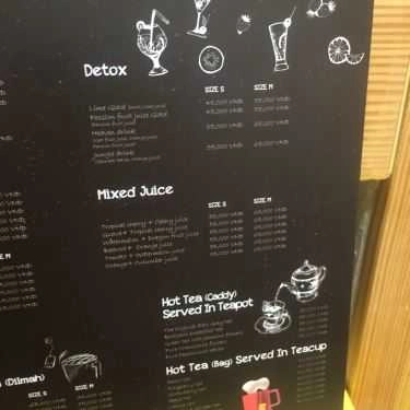 Thực đơn- Tiệm Bánh Le Petit Roland - Cafe & Bánh Pháp