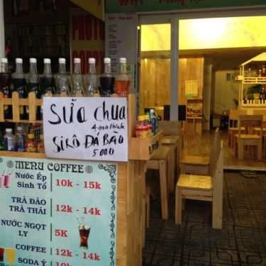 Không gian- Levee English Cafe