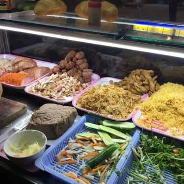 Món ăn- Tiệm Bánh Cô Thúy - Lò Bánh Mì