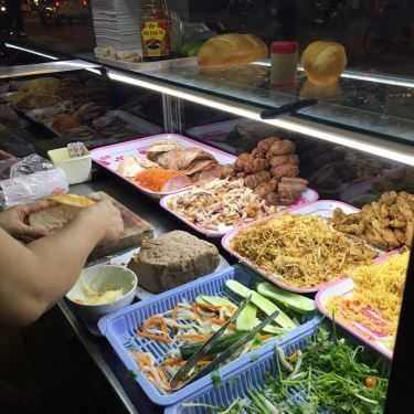 Món ăn- Tiệm Bánh Cô Thúy - Lò Bánh Mì