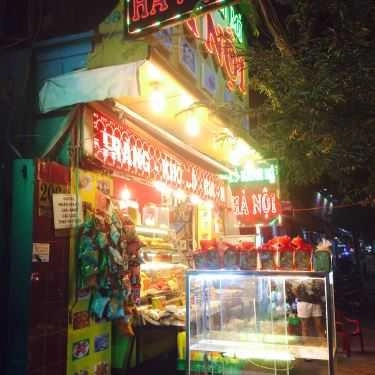 Không gian- Tiệm Bánh Lò Bánh Mì Hà Nội