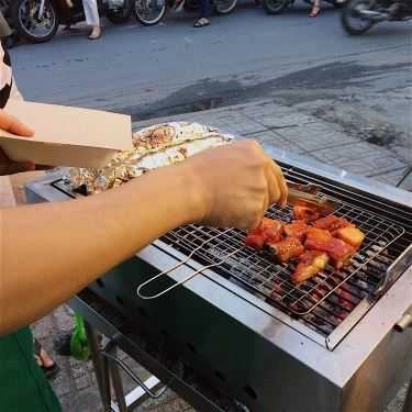 Tổng hợp- Ăn vặt Lò Quay Ba Chi - Gà Quay & Giò Heo Muối Chiên - Thống Nhất