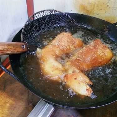 Món ăn- Ăn vặt Lò Quay Ba Chi - Gà Quay & Giò Heo Muối Chiên - Thống Nhất