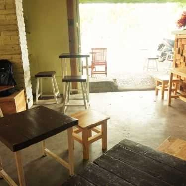 Không gian- Lối Xưa Coffee