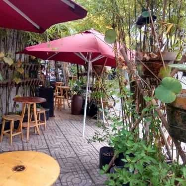 Không gian- Chí Toại - Love Áo Dài Coffee