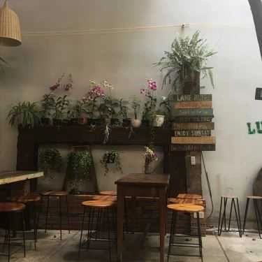 Không gian- Lu Cafe