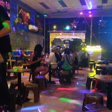Không gian- Bar Lucky Pub - Lê Văn Thọ