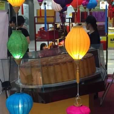 Tổng hợp- Tiệm Bánh Luxe Đại Phát Cafe & Bakery - Vincom Mega Mall Thảo Điền