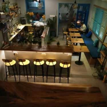 Không gian- M Cafe
