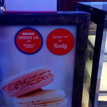 Tổng hợp- Tiệm Bánh Macaron Bakery - Vincom Mega Mall Thảo Điền