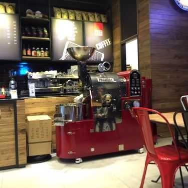 Không gian- Masstige Bread & Coffee