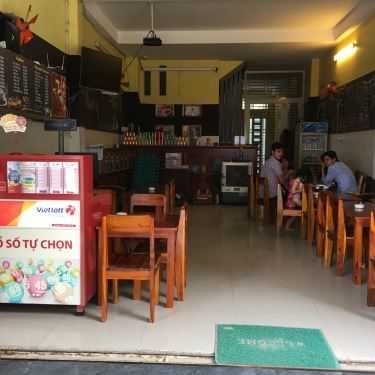 Không gian- Memory Coffee - Đường Số 6