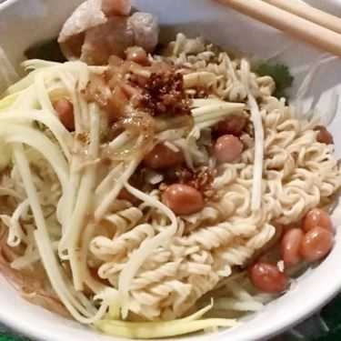 Món ăn- Ăn vặt Ẩm Thực Huế