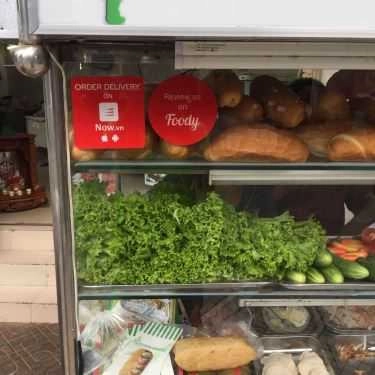 Không gian- Tiệm Bánh Mỹ Hảo Bakery - Bánh Kem Bắp & Bông Lan Trứng Muối