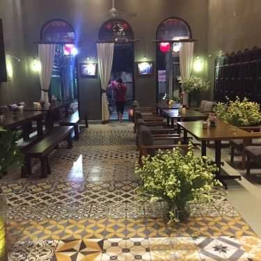 Không gian- Cafe Nguyễn Ánh 9 - Phòng Trà Ca Nhạc