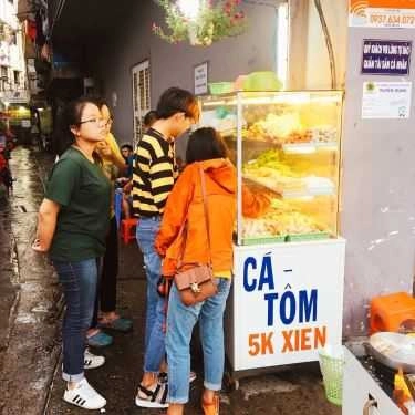 Không gian- Ăn vặt Xiên Que Tự Chọn - Nguyễn Thái Học