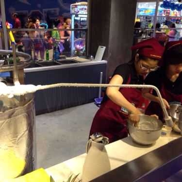 Không gian- Cafe Nitro Ice Cream - Vincom Mega Mall Thảo Điền
