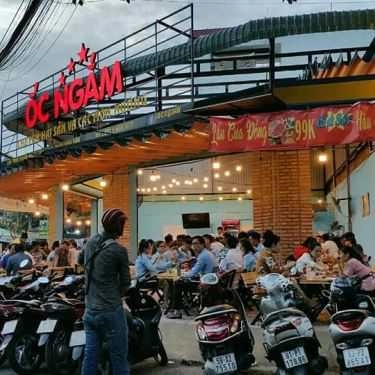 Không gian- Quán Nhậu Ốc Ngắm