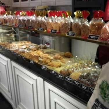 Tổng hợp- Tiệm Bánh Pat'a Chou Bakery - Saigon Centre