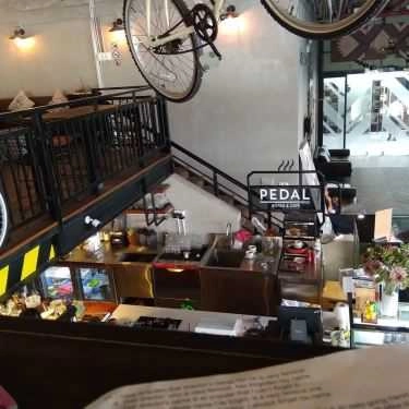 Không gian- Pedal - Bistro & Cafe