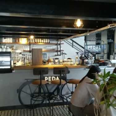 Không gian- Pedal - Bistro & Cafe