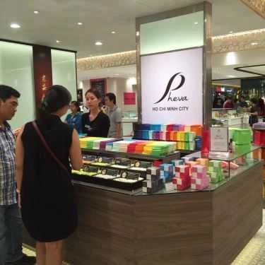 Tổng hợp- Tiệm Bánh Pheva Chocolate - TTTM Takashimaya