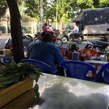 Không gian- Ăn vặt Phở Hồng - Phở Bò & Bò Kho Bình Dân