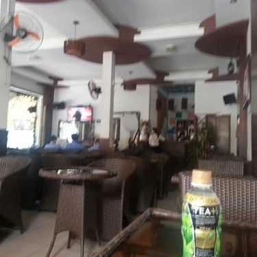 Không gian- Phố Xanh Cafe - 68 Phan Sào Nam