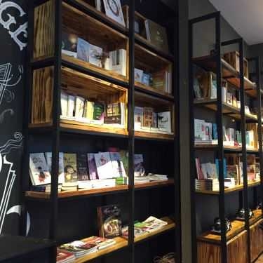Tổng hợp- Phương Nam Book Cafe