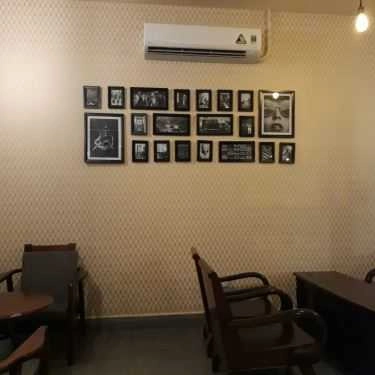 Không gian- Phương Viên Cafe