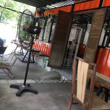 Không gian- Pooh Coffee