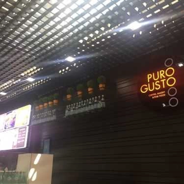 Không gian- Puro Gusto Coffee