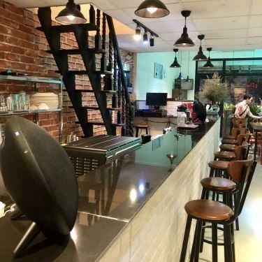 Không gian- Quán Ăn Q Coffee, Tea & Food Vegan